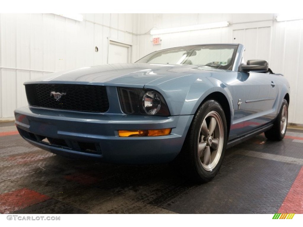 2006 Mustang V6 Premium Convertible - Windveil Blue Metallic / Light Graphite photo #3