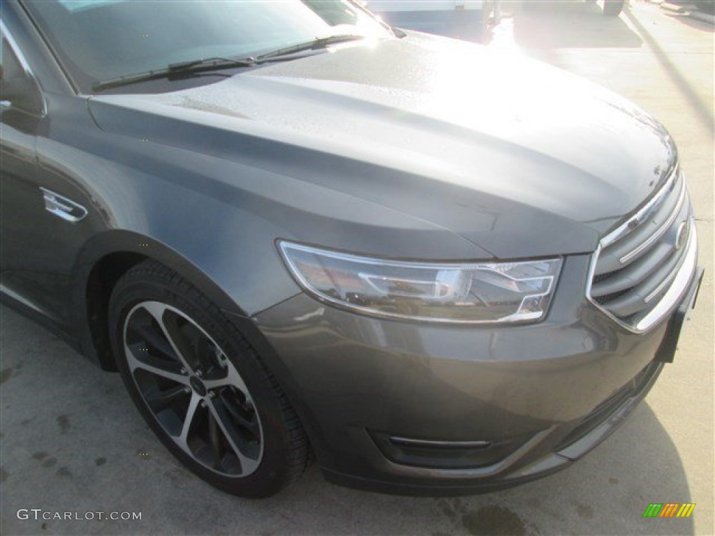 2015 Taurus SEL - Magnetic Metallic / Charcoal Black photo #2