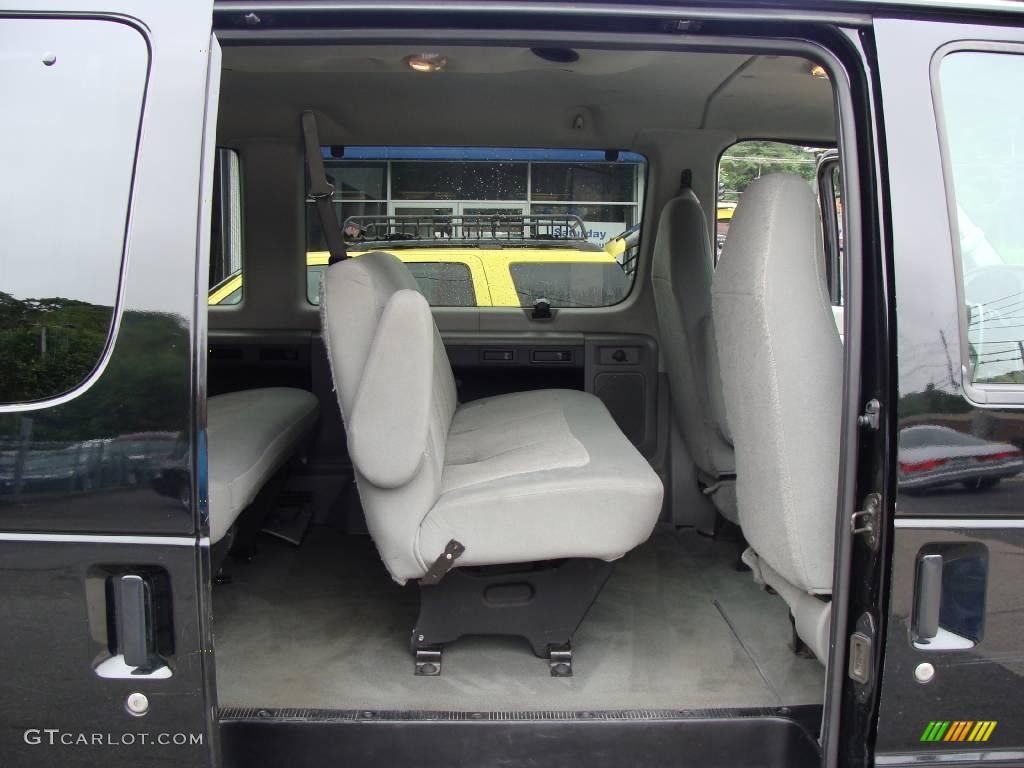 2006 E Series Van E350 XLT 15 Passenger - Black / Medium Flint Grey photo #15