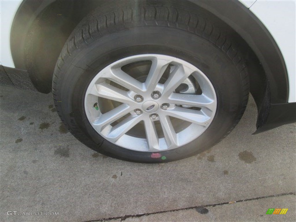 2015 Explorer FWD - Oxford White / Medium Light Stone photo #5
