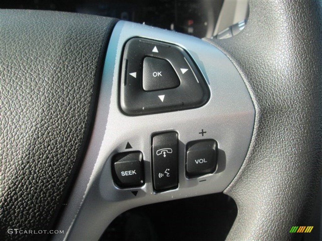 2015 Explorer FWD - Oxford White / Medium Light Stone photo #26