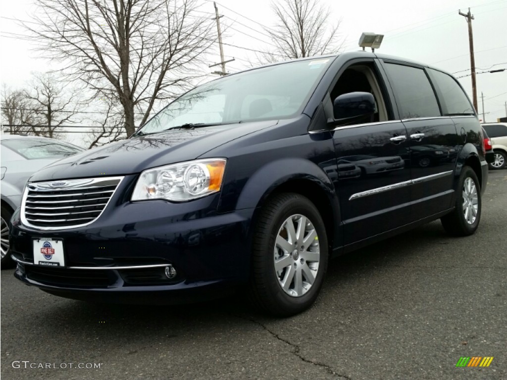 2015 Town & Country Touring - True Blue Pearl / Black/Light Graystone photo #1