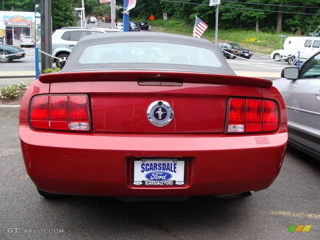 2008 Mustang V6 Deluxe Convertible - Dark Candy Apple Red / Light Graphite photo #5