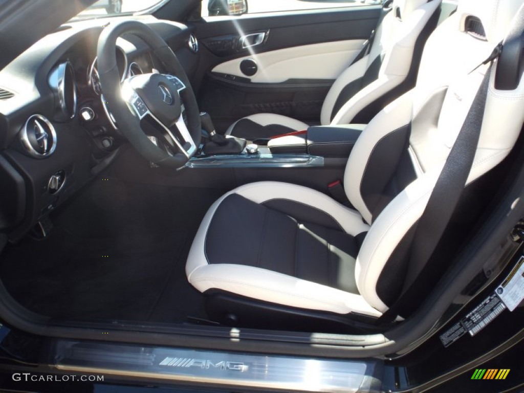 2015 SLK 55 AMG Roadster - Black / designo Platinum White/Black photo #5
