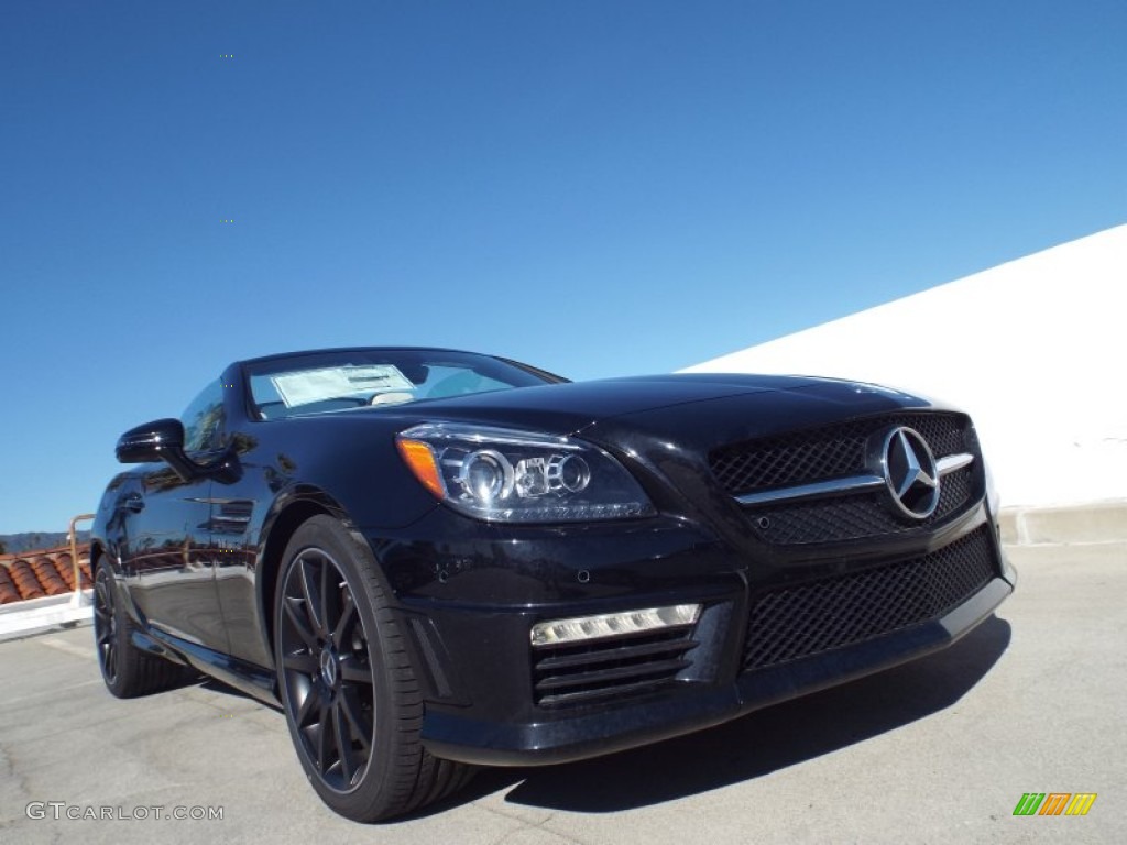 2015 SLK 55 AMG Roadster - Black / designo Platinum White/Black photo #21