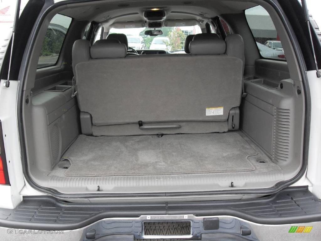 2004 Yukon XL 1500 SLT 4x4 - Summit White / Pewter/Dark Pewter photo #20