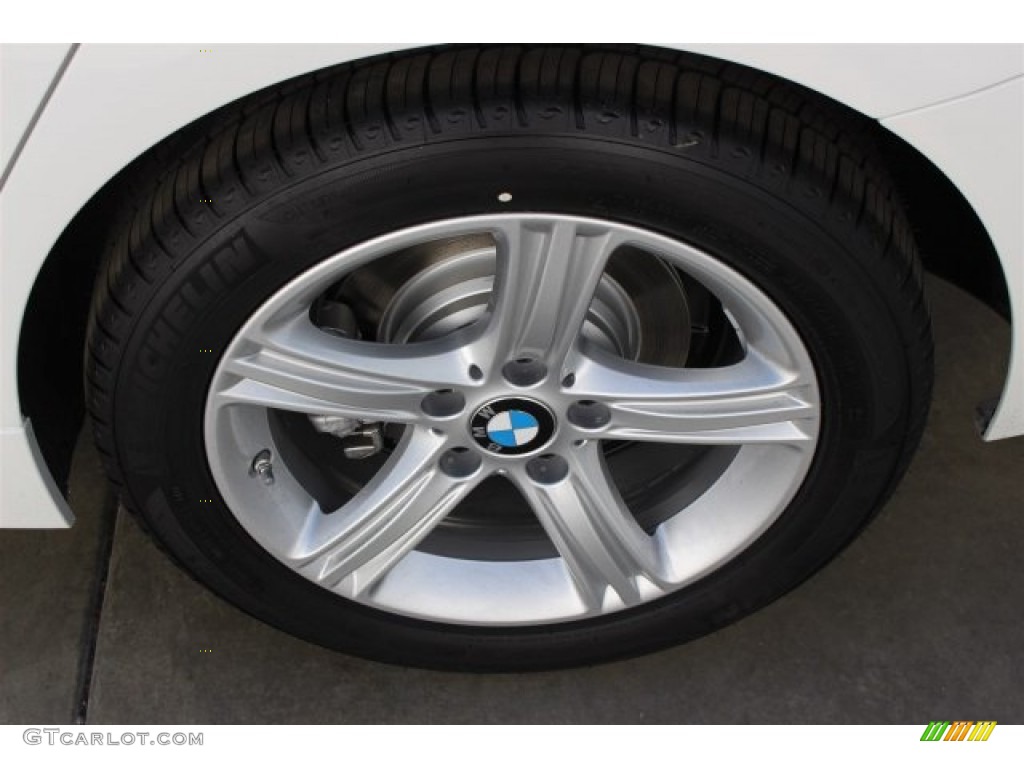 2015 3 Series 328i xDrive Sedan - Alpine White / Black photo #4