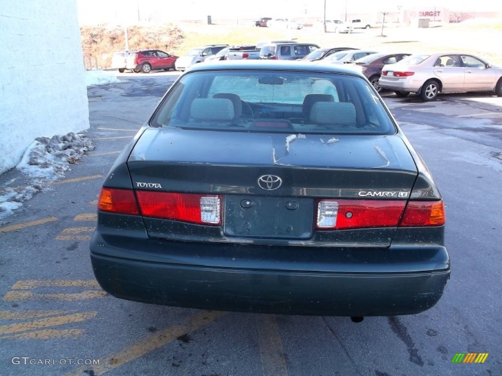 2000 Camry LE - Woodland Pearl / Oak photo #7