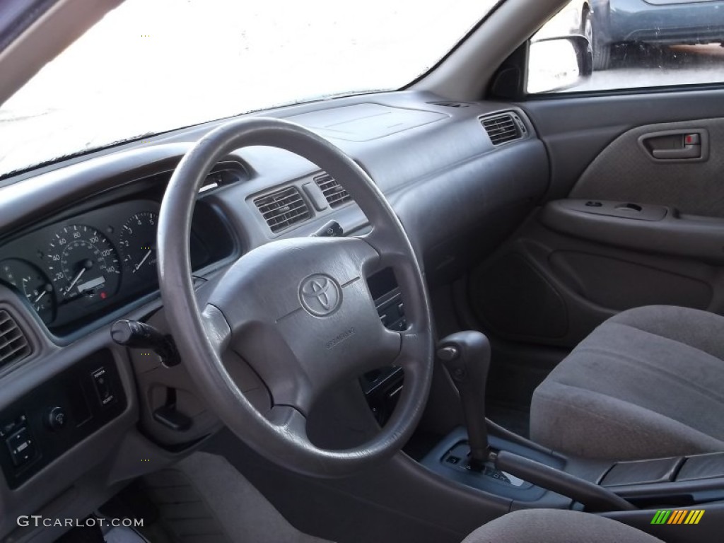 2000 Camry LE - Woodland Pearl / Oak photo #9