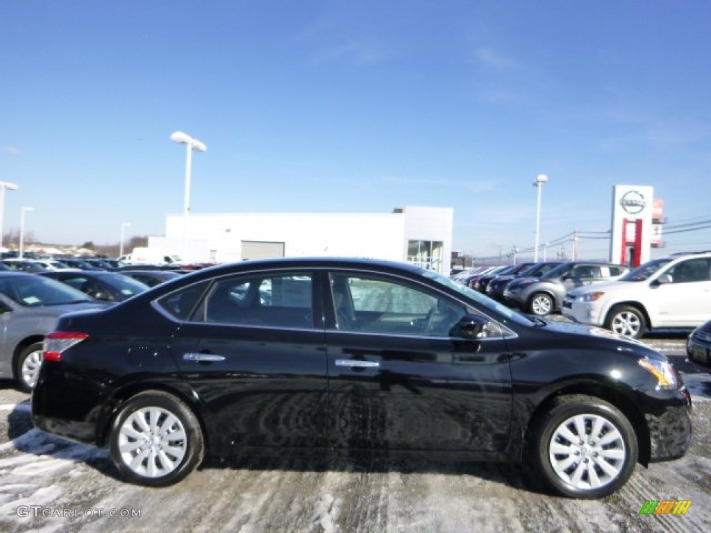 2014 Sentra S - Super Black / Charcoal photo #2