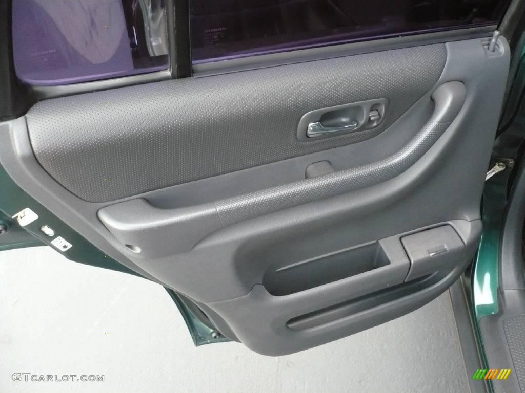 1999 CR-V EX 4WD - Clover Green Pearl / Charcoal photo #16