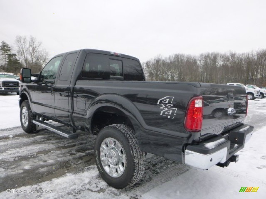 2015 F250 Super Duty Lariat Super Cab 4x4 - Tuxedo Black / Black photo #5