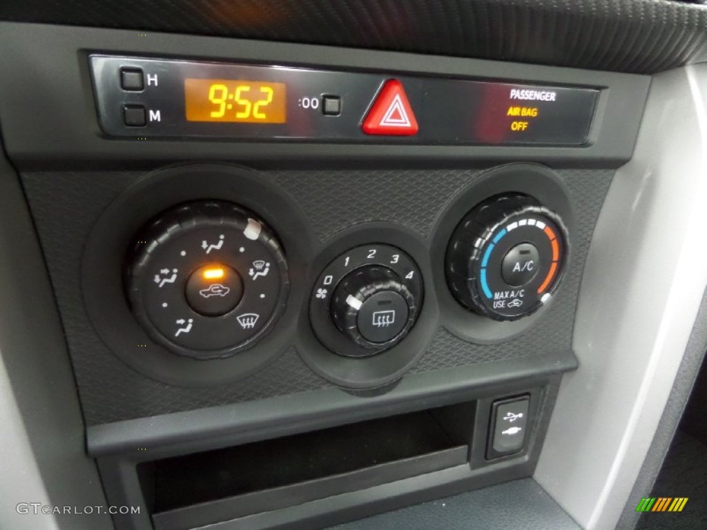 2015 Scion FR-S Standard FR-S Model Controls Photos