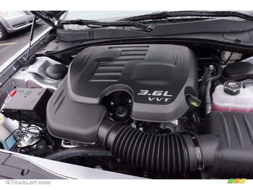 2015 Chrysler 300 S 3.6 Liter DOHC 24-Valve VVT Pentastar V6 Engine Photo #100694055