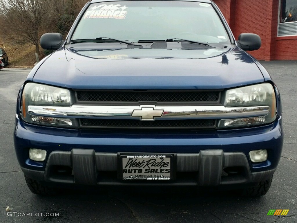 2003 TrailBlazer LT 4x4 - Indigo Blue Metallic / Medium Oak photo #9