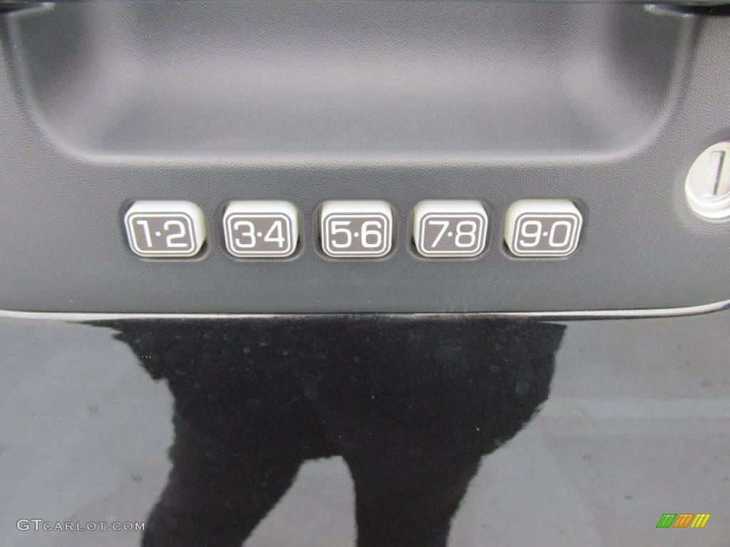 2014 F150 XLT SuperCrew - Tuxedo Black / Steel Grey photo #15