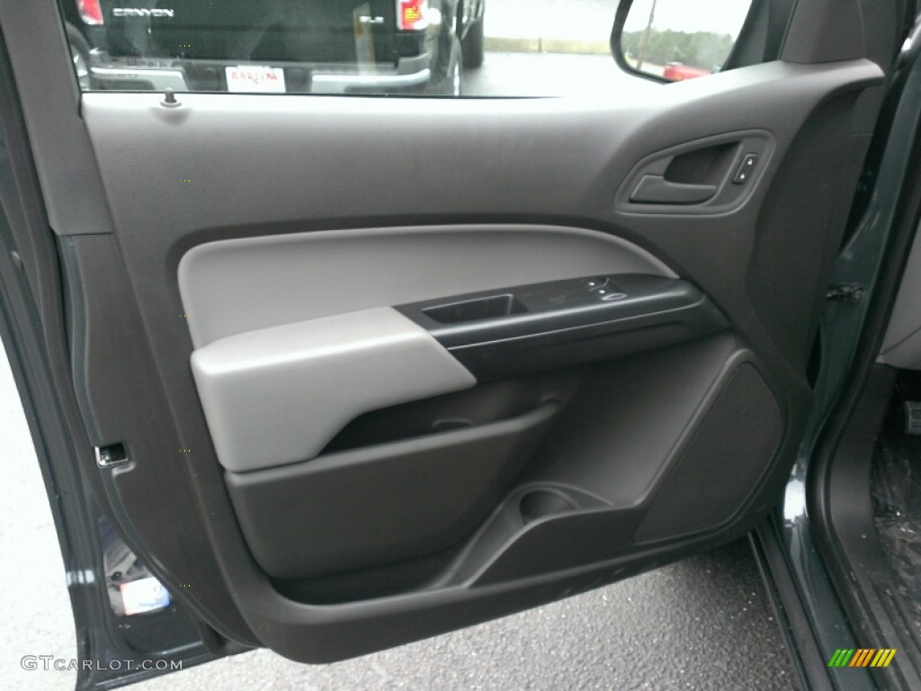 2015 GMC Canyon Extended Cab 4x4 Door Panel Photos