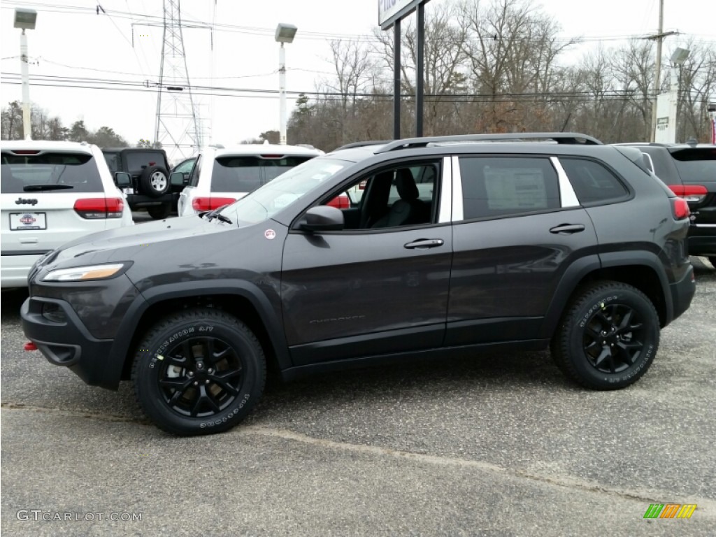 Granite Crystal Metallic 2015 Jeep Cherokee Trailhawk 4x4 Exterior Photo #100710905