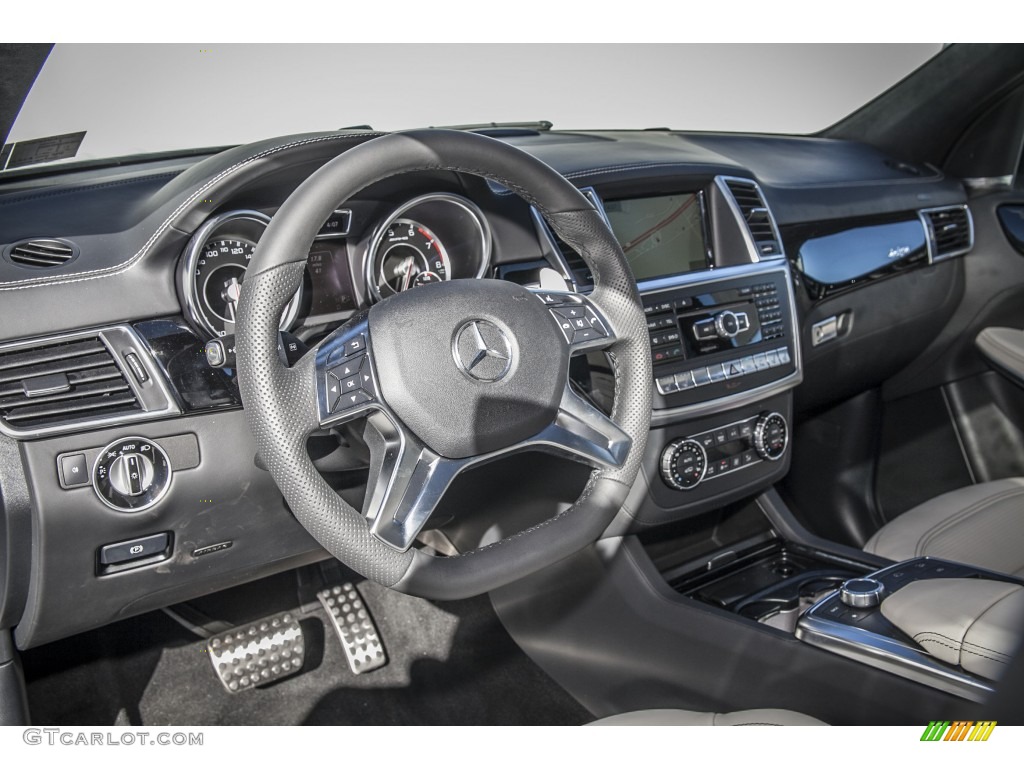 2015 GL 63 AMG 4Matic - Obsidian Black Metallic / Black photo #5