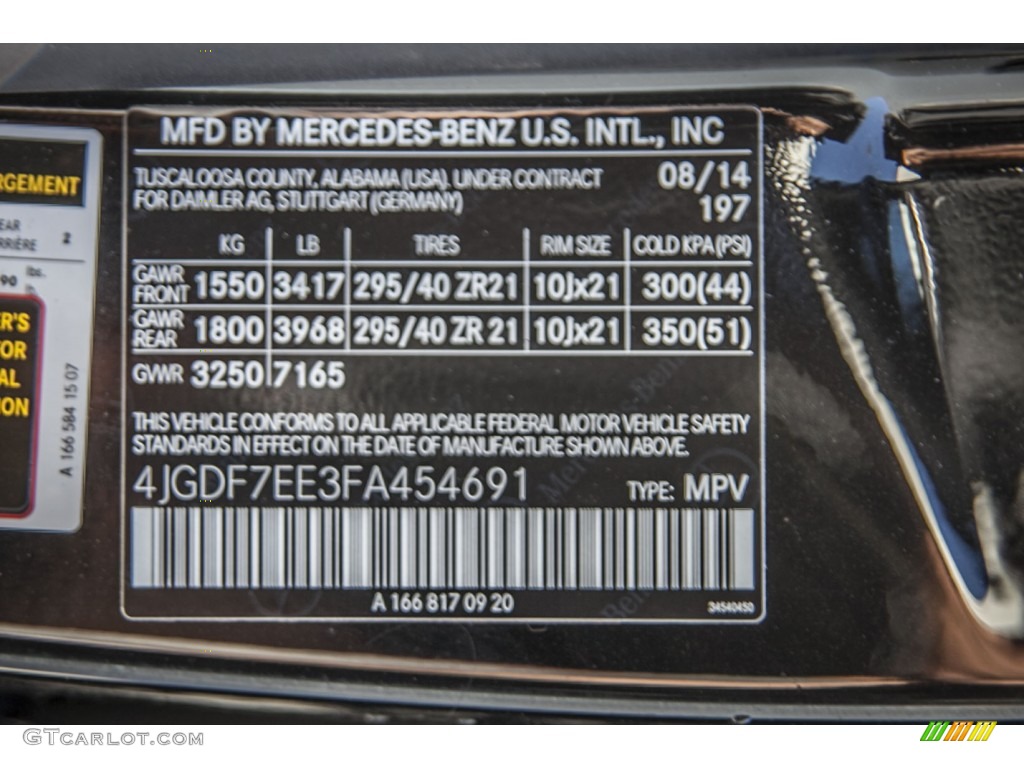 2015 GL 63 AMG 4Matic - Obsidian Black Metallic / Black photo #7