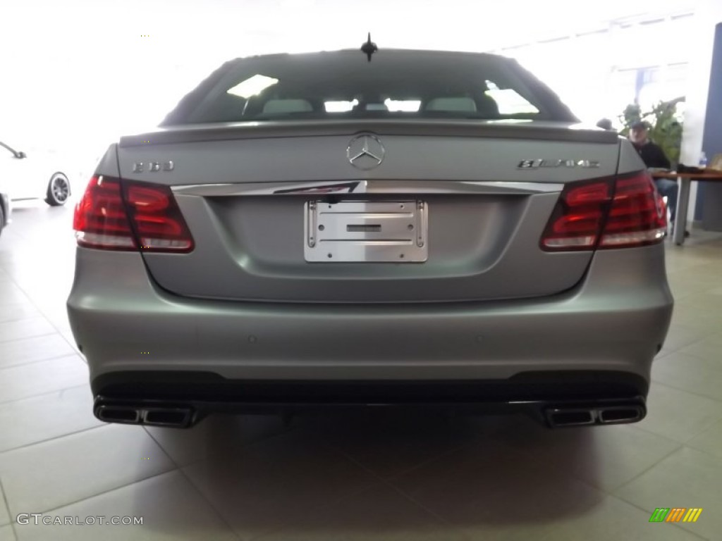 2015 E 63 AMG S 4Matic Sedan - designo Magno Alanite Grey / designo Platinum White photo #4