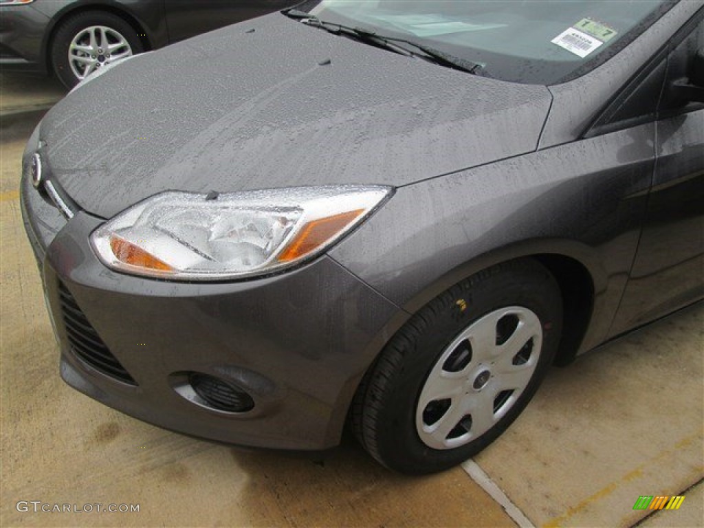 2014 Focus S Sedan - Sterling Gray / Charcoal Black photo #6