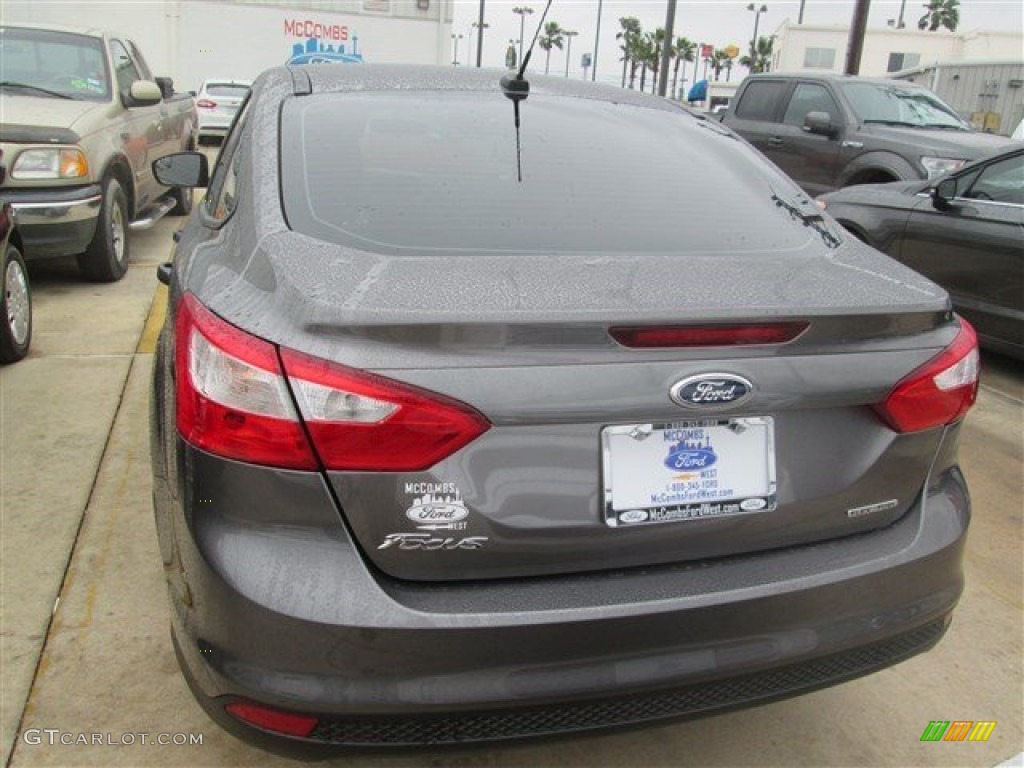 2014 Focus S Sedan - Sterling Gray / Charcoal Black photo #8