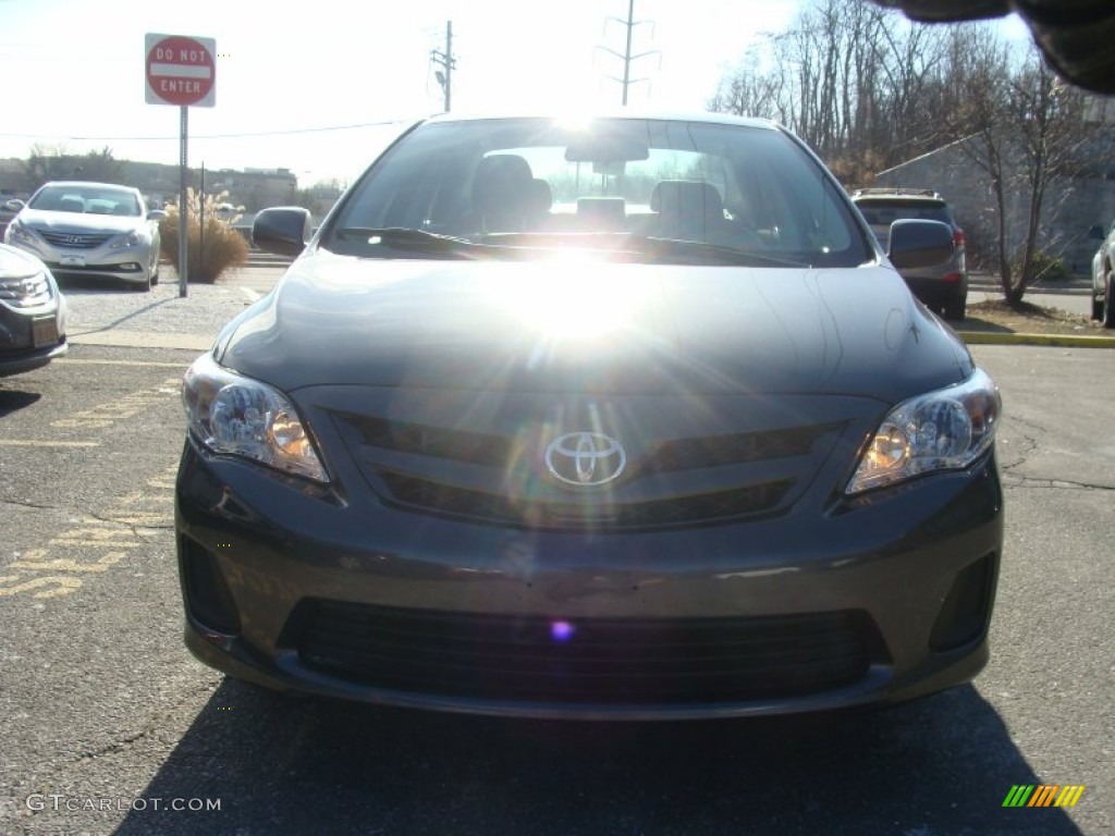 2013 Corolla LE - Magnetic Gray Metallic / Ash photo #2