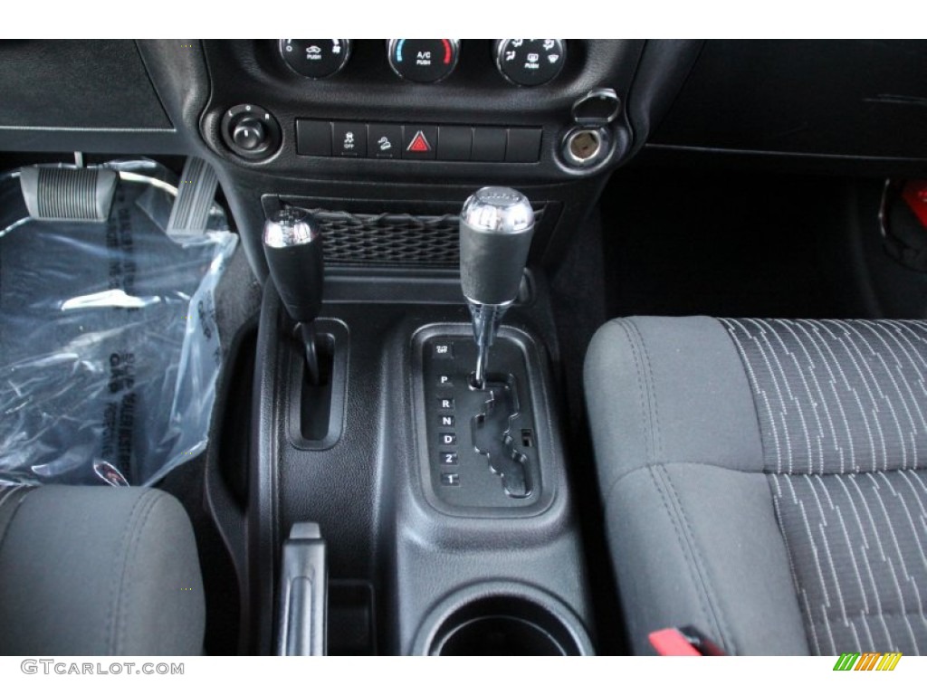 2011 Wrangler Sport 4x4 - Flame Red / Black photo #16