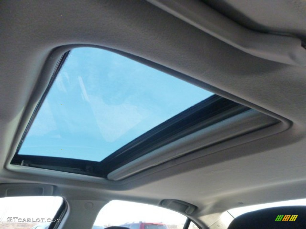 2009 Lancer GTS - Wicked White Satin / Black photo #3