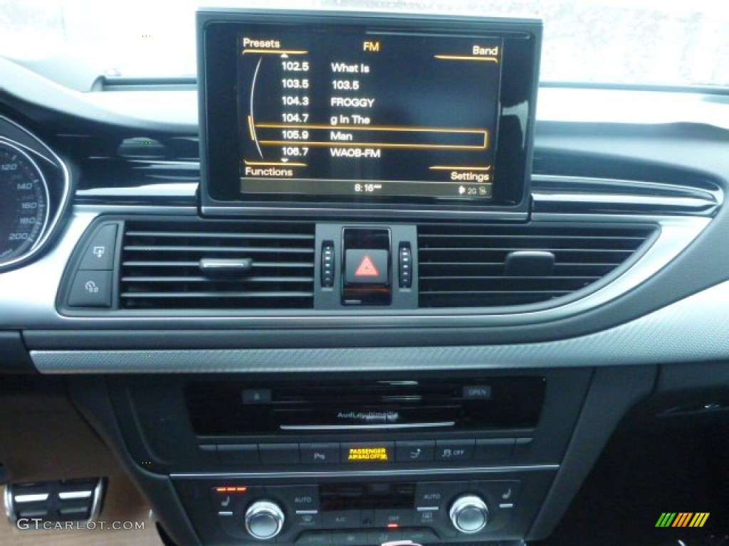 2015 Audi RS 7 4.0 TFSI quattro Controls Photo #100739801