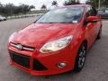 Race Red - Focus SE Hatchback Photo No. 14