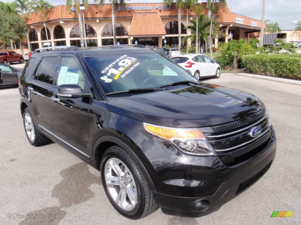 Tuxedo Black Ford Explorer