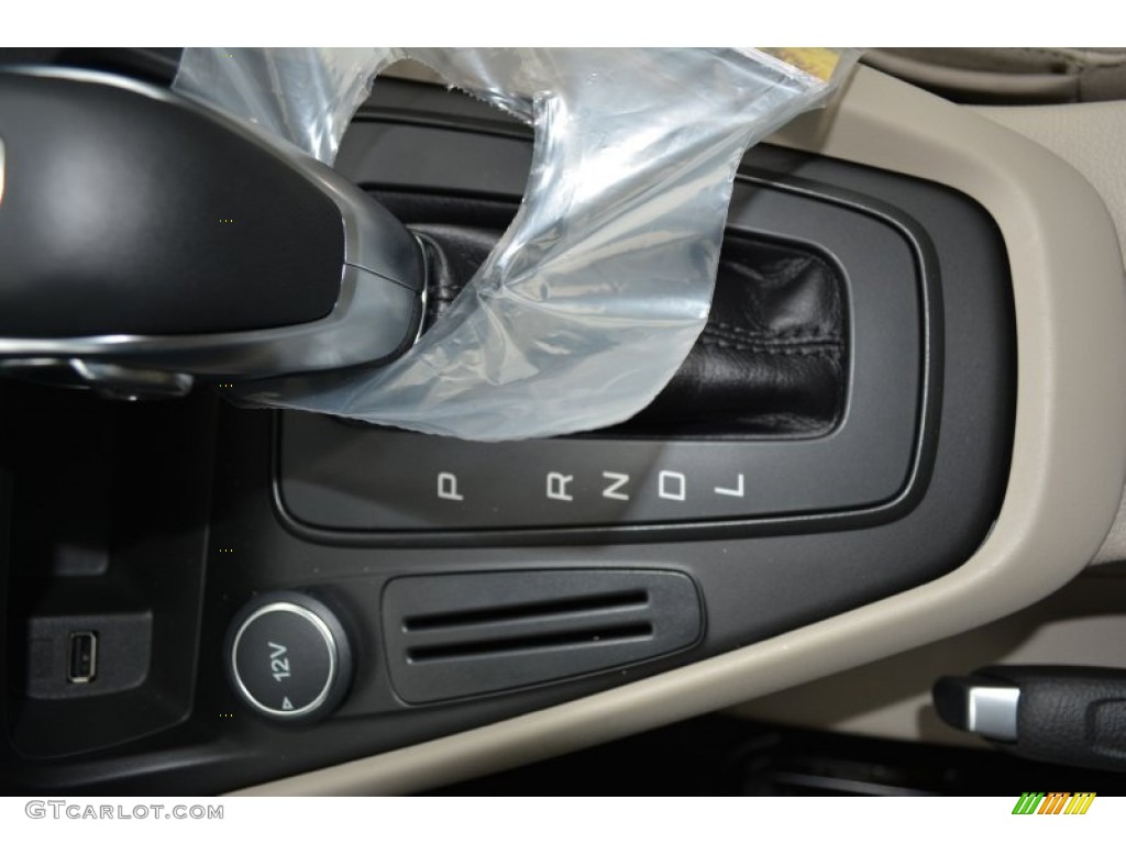 2015 Ford Focus SE Sedan 6 Speed PowerShift Automatic Transmission Photo #100741241