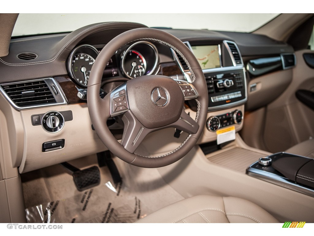 2015 Mercedes-Benz GL 350 BlueTEC 4Matic Interior Color Photos