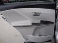 Classic Silver Metallic - Venza LE Photo No. 23