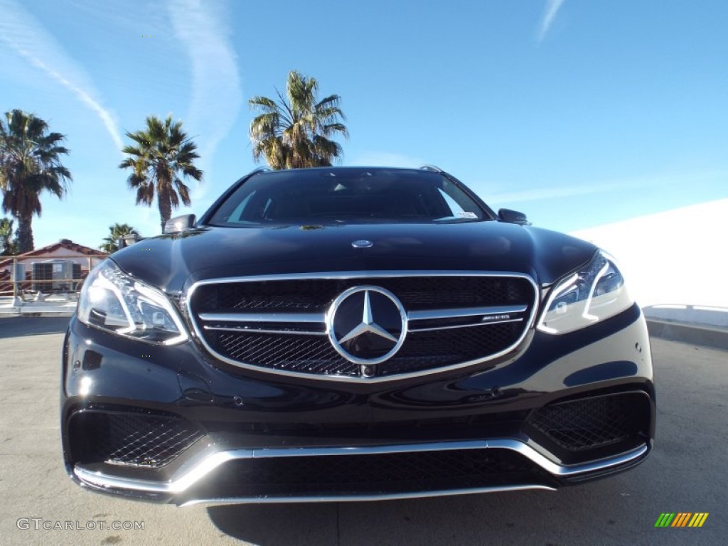 2015 E 63 AMG S 4Matic Wagon - Black / Black photo #2