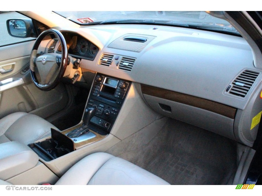 2005 XC90 T6 AWD - Magic Blue Metallic / Taupe/Light Taupe photo #22