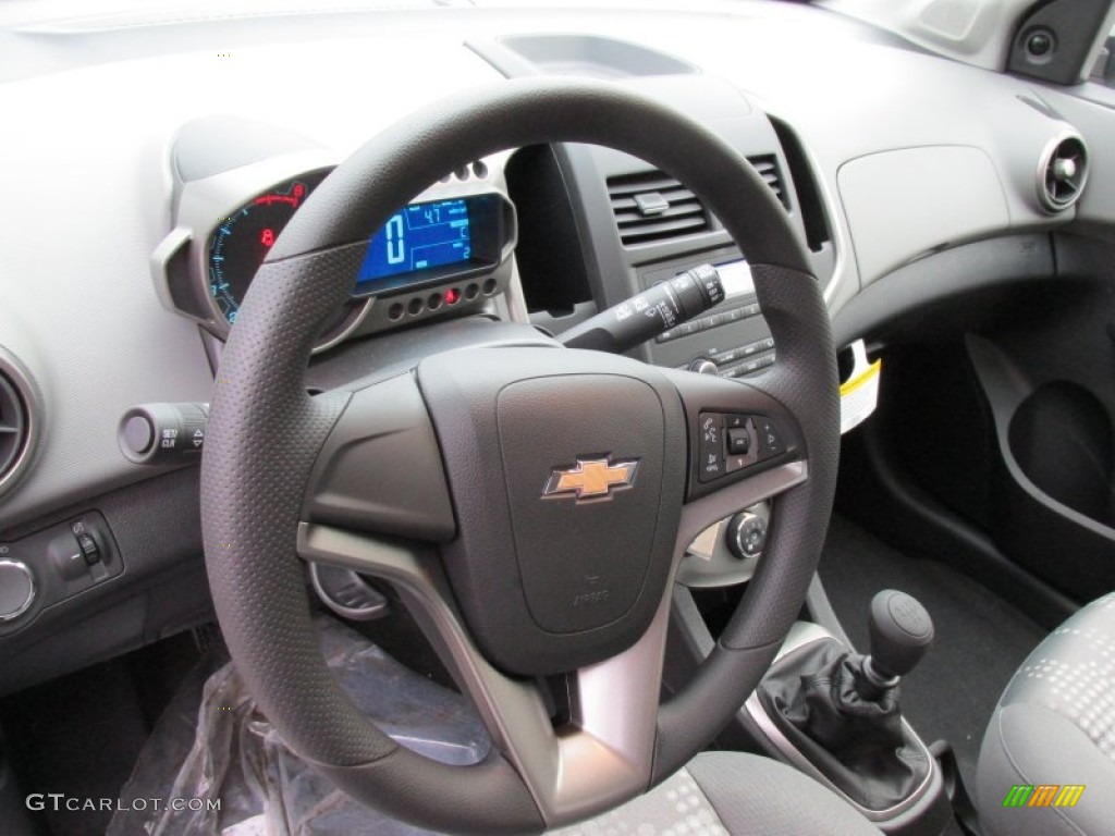 2015 Chevrolet Sonic LS Hatchback Jet Black/Dark Titanium Steering Wheel Photo #100752835
