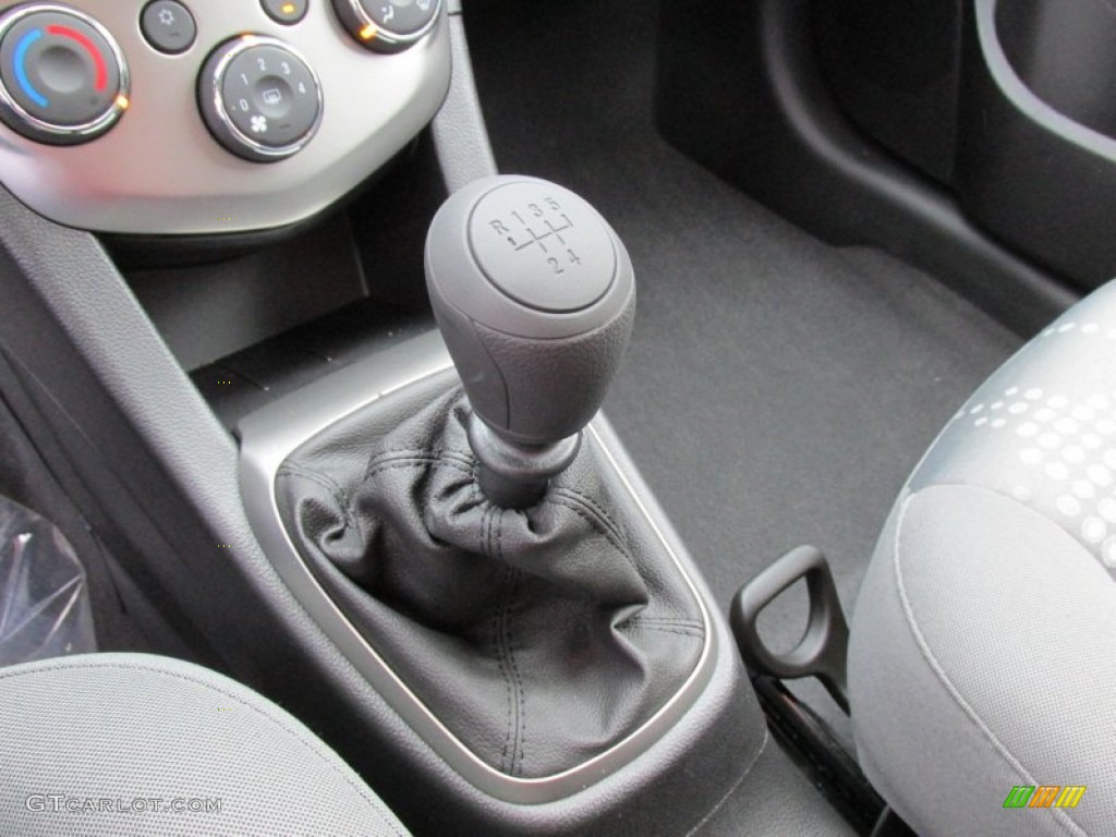 2015 Chevrolet Sonic LS Hatchback Transmission Photos