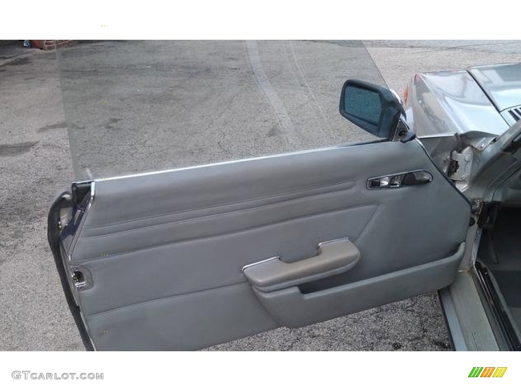 1980 Mercedes-Benz SL Class 450 SL Roadster Grey Door Panel Photo #100752979