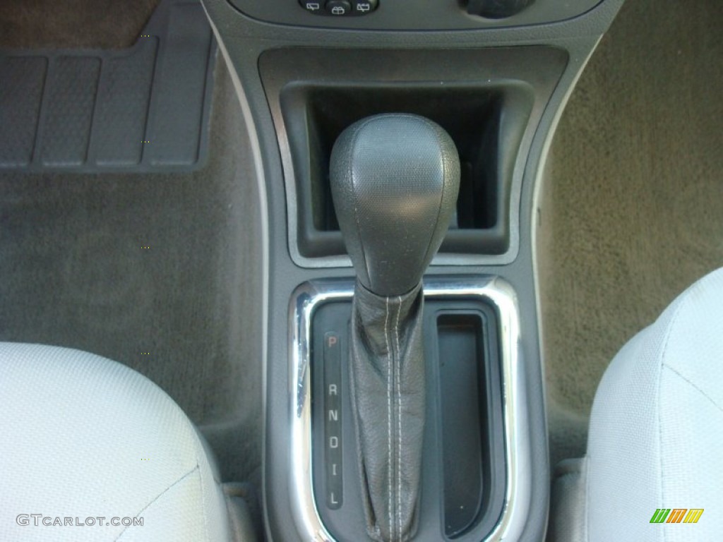 2010 HHR LT - Crystal Red Metallic Tintcoat / Gray photo #18