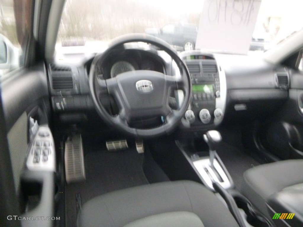 2008 Spectra SX Sedan - Silver / Gray photo #14