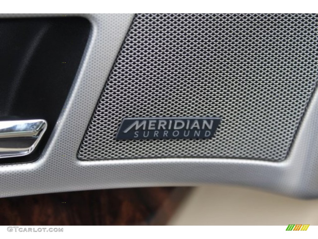2015 Jaguar XF 3.0 Audio System Photos