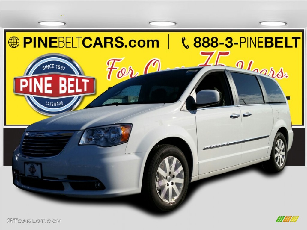 Bright White Chrysler Town & Country