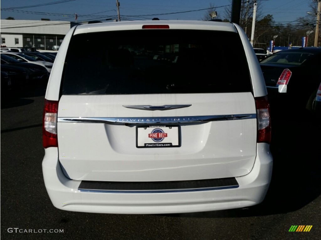 2015 Town & Country Touring - Bright White / Black/Light Graystone photo #5