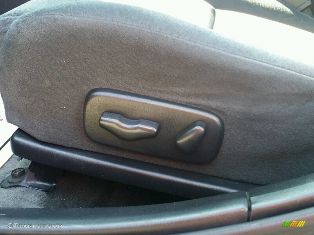 2003 Maxima SE - Gray Lustre / Frost photo #31