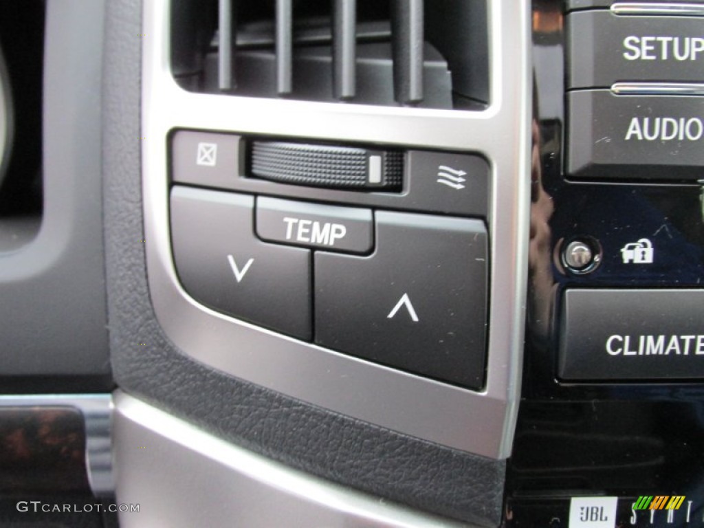 2015 Toyota Land Cruiser Standard Land Cruiser Model Controls Photo #100766626