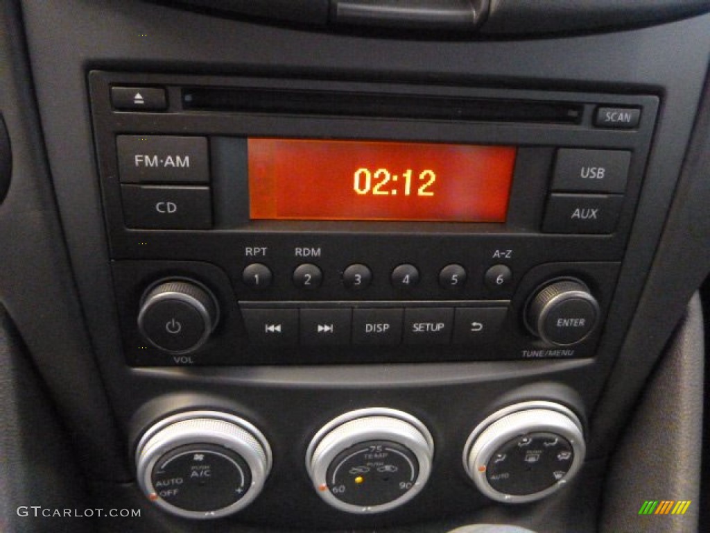 2015 Nissan 370Z Sport Coupe Audio System Photo #100768132