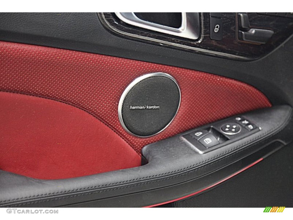 2013 Mercedes-Benz SLK 55 AMG Roadster Audio System Photos